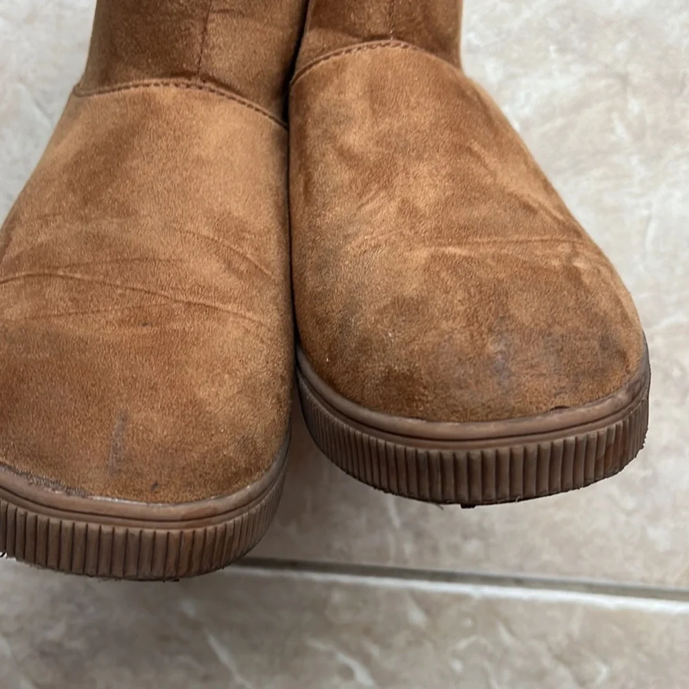 Cat & Jack boots